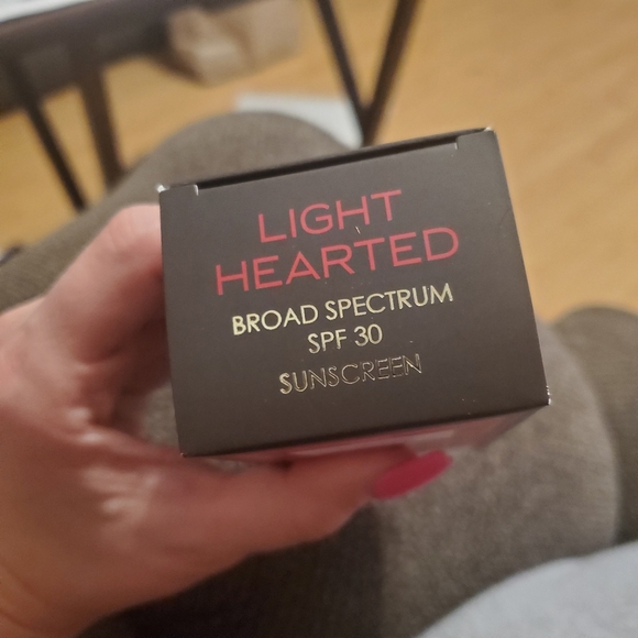 New Sunday Riley SPF30 - Picture 8 of 8